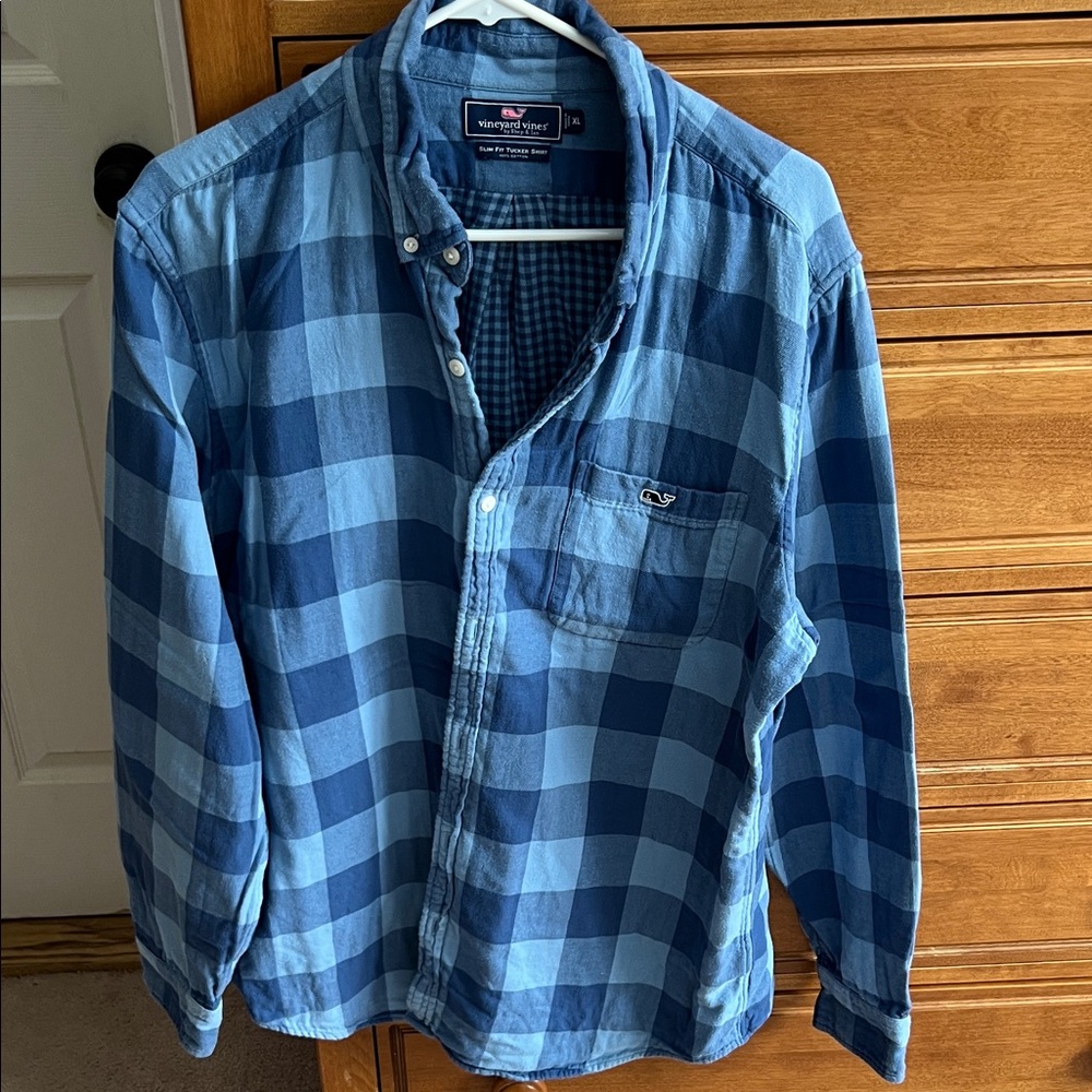 Vineyard Vines Men's Blue Plaid Button Down Flannel Shirt